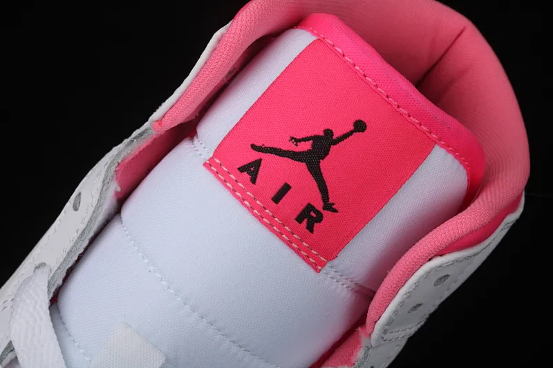 All categories Air Jordan Jordan series basketball shoes Air Jordan 1 Mid Air Jordan 1 Mid AJ1 black and white pink Joe 1 mandarin duck hook Valentine's Day 555112-106
